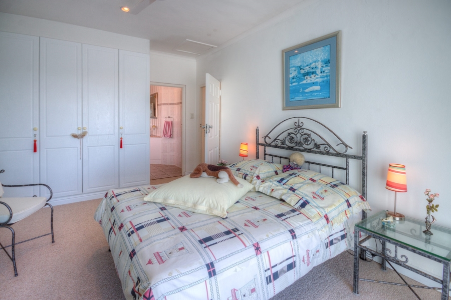 5 Bedroom Property for Sale in Royal Alfred Marina Eastern Cape